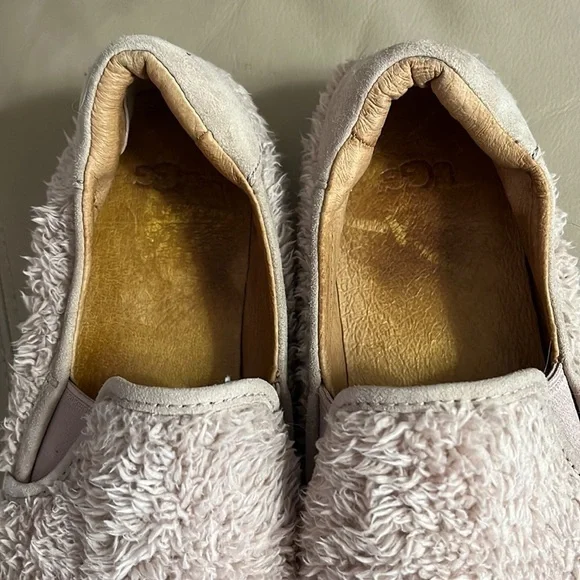 UGG Ricci Slip On Fuzzy Shoes - Picture 11 of 11